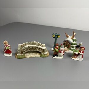 Homco 5106 Christmas Winter Scene Trees Bridge Lamp Post Figurines Vtg See Note